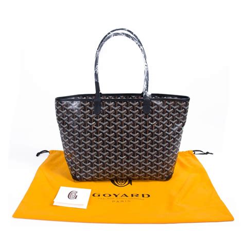 price of goyard conti pouch|artois pm bag Goyard price.